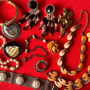 Vintage Jewelry Lot: 90s Bangle, 1960s Thermoset Set, Pearl Choker, 80s Earrings